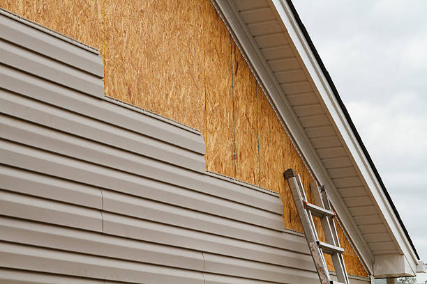 How To Choose The Right Materials for Your Siding Installation in 'New River, AZ